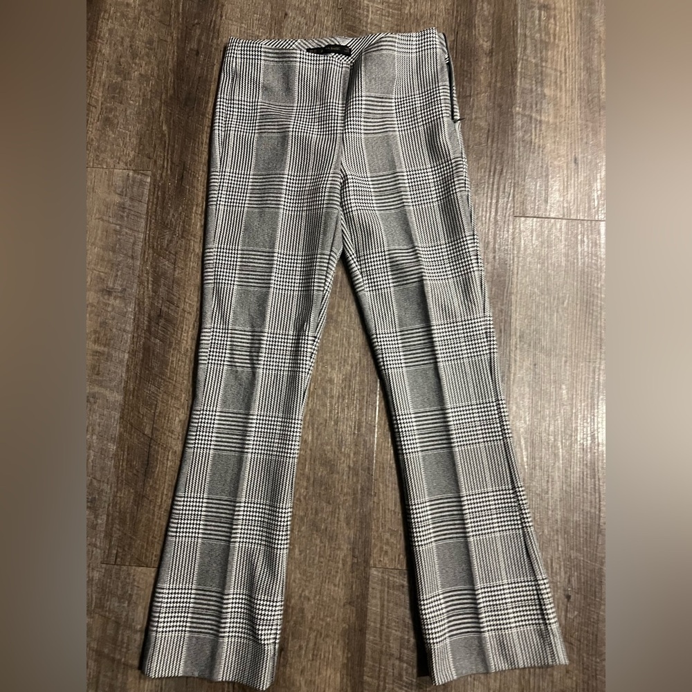 Zara Basic Cropped Flare Black and White Houndstooth Checkered Pants XS